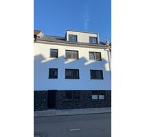 4 Zimmer Wohnung - 1.100,00 EUR Kaltmiete, ca.  93,00 m² in Duisburg (PLZ: 47137) Mittelmeiderich