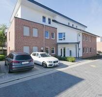 Zentral gelegene 2-Zimmer-Erdgeschosswohnung mit Einbauküche und Terrasse - Wildeshausen