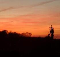 Helle, moderne 3-Zimmer DG-Wohnung in ruhiger Feldrandlage - Hagenburg