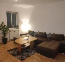 Wohnung mit Einbauküche und Badezimmer mit Tageslicht - Halle (Saale) Damaschkestraße