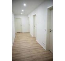 modernisierte 3ZKB Wohnung 70qm mit Balkon Einbauküche nähe Hbf - Düren Distelrath