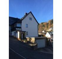 Vermiete Dachgeschosswohnung 3 Raum Wohnung Garage - Marienberg