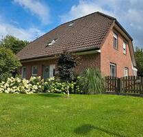 o. Provision großz. Einfamilienhaus m. abgeschl. Einliegerwohnung - Westoverledingen