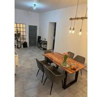 Schöne Wohnung in 57080 Siegen - 800,00 EUR Kaltmiete, ca.  85,00 m² in Siegen (PLZ: 57072)