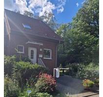 Freundliche 4-Zimmer-Doppelhaushälfte mit Wasserblick in Potsdam