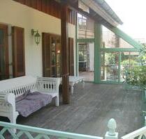Stilvolles Landhaus mit großem parkähnlichem Garten - Dingolfing
