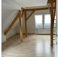 Großzügige 2-Zimmer-Dachgeschosswohnung mit offener Galerie im Dichterviertel - Weißwasser (Oberlausitz)