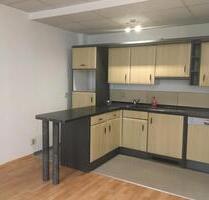 SINGLE WOHNUNG IM RÜCKGEBÄUDE MIT EBK! - Dresden Cotta