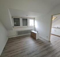 Helle Dachgeschosswohnung in Malstatt-Burbach - Saarbrücken West