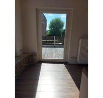 Renovierte 2-Zimmer Wohnung mit großer Dachterrasse - Elmshorn