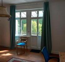 Zimmer mit Balkon und eigenem Bad in einer alten Villa. - Saarbrücken Eschberg