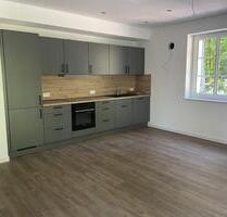 Kernsanierte 2-Zimmerwohnung - mit neuer Einbauküche und Balkon! - Stuhr