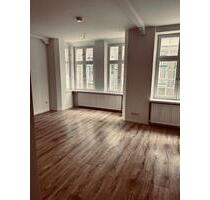 **Charmante Altbauwohnung – frisch saniert&sofort bezugsfrei** - Husum