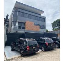Privathaus und Apartmenthaus in Asunción - San. António (Paraguay - Wiesbaden