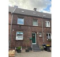 Reihenmittelhaus ca. 130 m² WF Duisburg-Röttgersbach