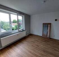 Helle 1-Zimmer-Wohnung mit Einbauküche und Bad - frisch renoviert - Kassel Fasanenhof