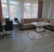 Helle 3-Zimmer-Wohnung - 1.300,00 EUR Kaltmiete, ca.  84,00 m² in Ludwigsburg (PLZ: 71638)