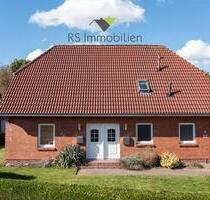 Helle Obergeschosswohnung mit Loggia und Garage - Westerholt