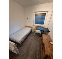 Möbliertes Zimmer - 380,00&nbsp;EUR Kaltmiete, ca.&nbsp; 12,00&nbsp;m&sup2; in Wiemersdorf (PLZ: 24649)