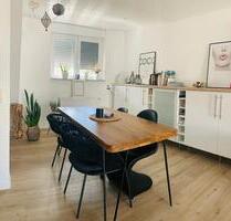 Helle 2-ZKB-DG-Wohnung mit Terrasse und Gartennutzung, uninah - Saarbrücken Dudweiler