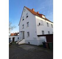 3-Familienhaus mit Nebengebäude in 96129 Strullendorf