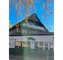 Helle 3-Zi-DG-Whg.,Balkon, EBK, zentral - Lingen (Ems)