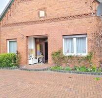 Haus mit Garten und Gartenscheune - Petershagen
