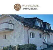 Gemütliche Dachgeschosswohnung in ruhiger Lage mit moderner Einbauküche und Balkon! - Much