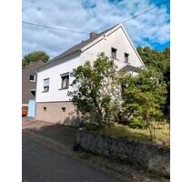 Schönes Einfamilienhaus - 144.000,00 EUR Kaufpreis, in Schwalbach (PLZ: 66773)