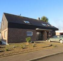 Zweifamilienhaus - 535.000,00 EUR Kaufpreis, in Laupheim (PLZ: 88471)