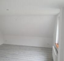 Schöne Dachgeschosswohnung im Zweifamilienhaus - Blaubeuren