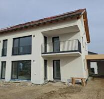 Schöne 3-Zimmerwohnung mit Balkon in ruhiger Lage in KichaschNähe Erding - Bockhorn