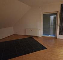 Moderne 3 Zimmer-Wohnung mit EBK und Stellplatz in Niederaula