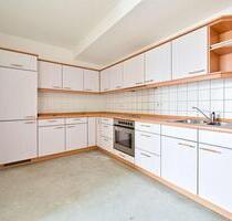 Großzügige 3-Raum-Wohnung in Schloßchemnitz – Aufzug, Tiefgarage, Einbauküche und mit Balkon