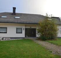 Wohnhaus mit vielfältigen Nutzungsmöglichkeiten - Niederwörresbach