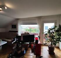 Schöne 3 Zimmer DG-Wohnung in Unterjesingen - Tübingen