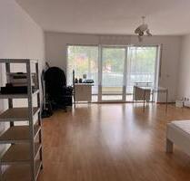 Helle 1 ZKB mit Balkon und Küche, zentral im Grünen - Pforzheim Nordstadt