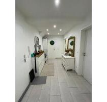 3-Zimmer DG Wohnung in Gießen Stadtmitte. Saniert !