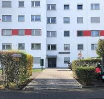 Freie 4 12 Zi. Wohnung in ER-Bruck frisch teilrenoviert - Erlangen