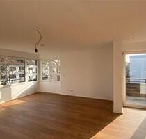 Stilvolle 2,5 Zimmer Whg, Balkon, EBK, Hobbyraum, Fellbach 2. OG