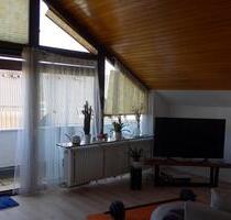 Vermiete 2,5 Zi-Wohnung, frisch renoviert, vollständig möbliert - Stuttgart Sillenbuch