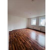 2 Zimmer Wohnung zentral- Bahnhofsnähe - Gelsenkirchen