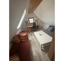 2 Zimmer Dachgeschoss Wohnung in Bovenden, Göttingen an Stundent