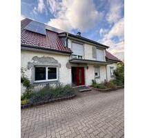 Viel Platz! Wohnhaus für Familien - Mehrgenerationenhaus Rendit - Hüllhorst