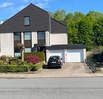3-Zimmer-Dachgeschosswohnung mit Loggia+Balkon+Garage - Bielefeld Schildesche