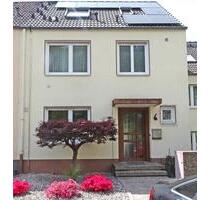 Ohne Makler: Gepflegtes 6-Zimmer-Reihenhaus in Siegburg