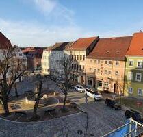 Helle 2 Raum-Maisonettewohnung am Marktplatz in Eisenberg