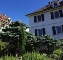 Charmante Doppelhaushälfte mit Naturgarten und herrlichem Vesteblick - Eupenstraße - Coburg