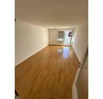 3 Zimmer Wohnung mit EBK und Balkon zum Vermieten - Ludwigsburg Eglosheim
