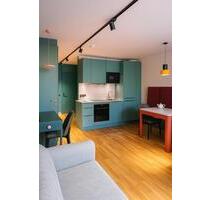 Designer Studio 1- Zi Wohnung - 1.350,00 EUR Kaltmiete, ca.  34,00 m² in München (PLZ: 80993) Moosach